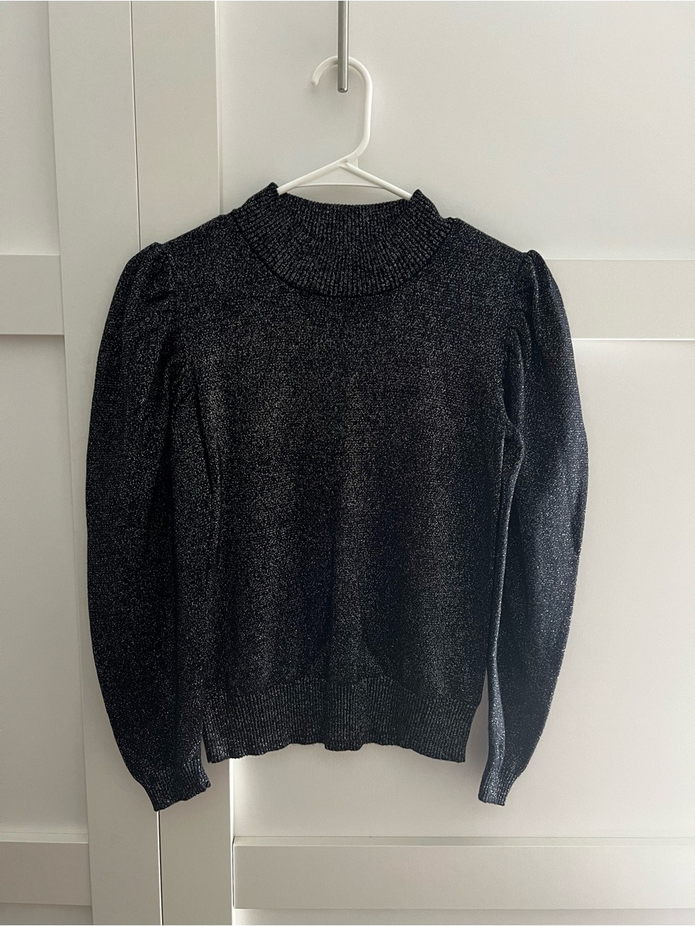 Liz Claiborne Metallic Black Puff Sleeve Sweater